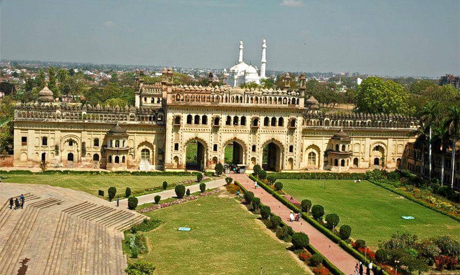 Hotel Crystal Suites