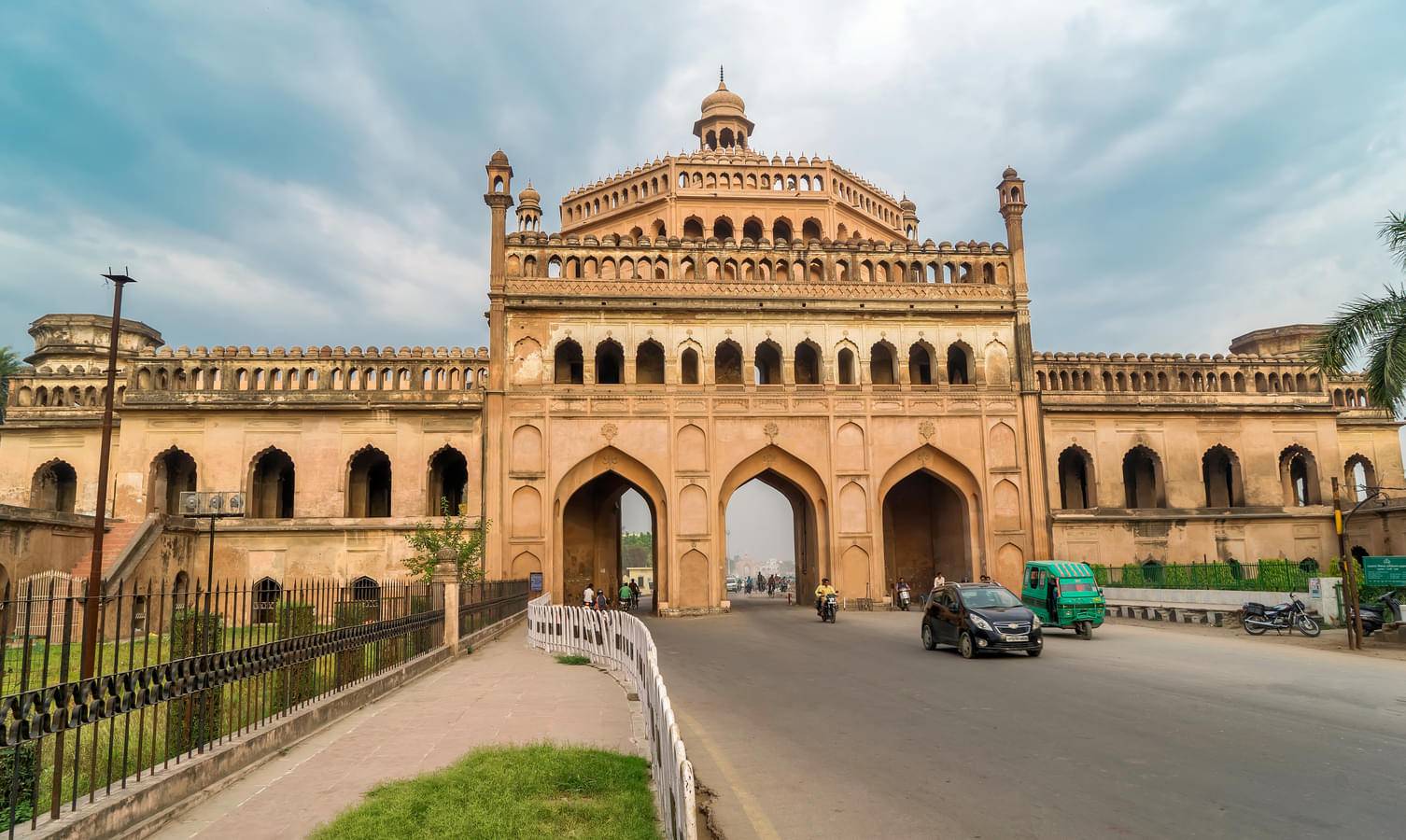 Hotel Crystal Suites